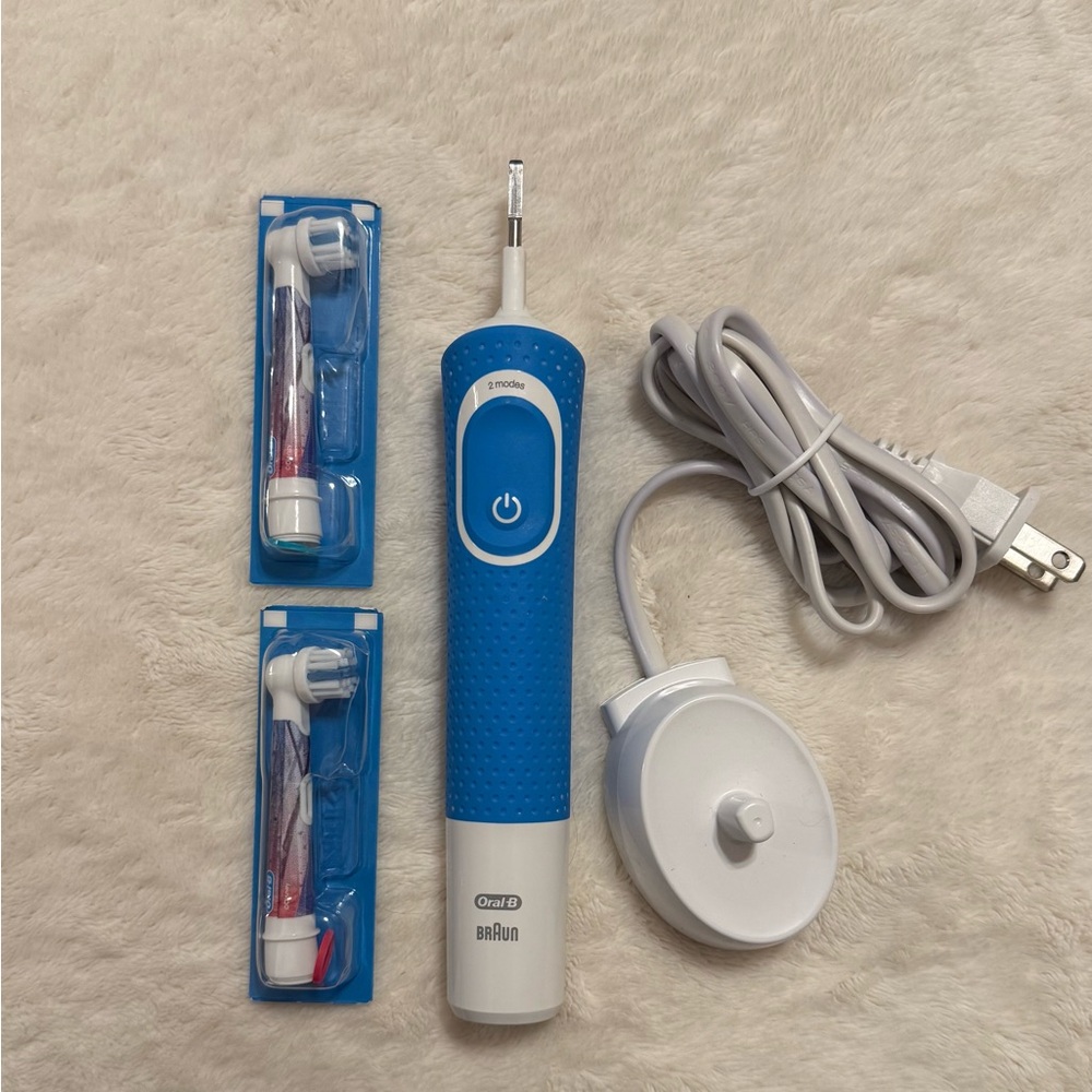 Braun Electric Toothbrush for Kids - Blue and White